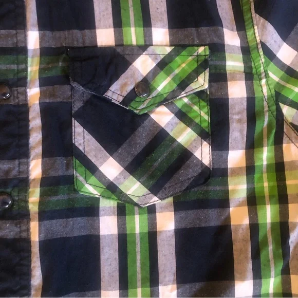 Ditch Plains Green & Blue Plaid Button Down Shirt size Large - Picture 4 of 9